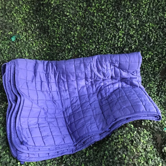 *S O L D* not available WEIGHTED BLANKET 15 LBS - Picture 5 of 8